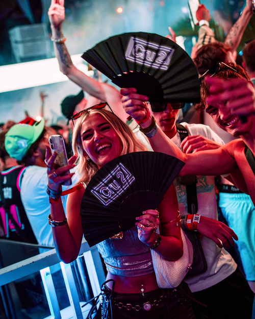 Cru2 Hand Fan